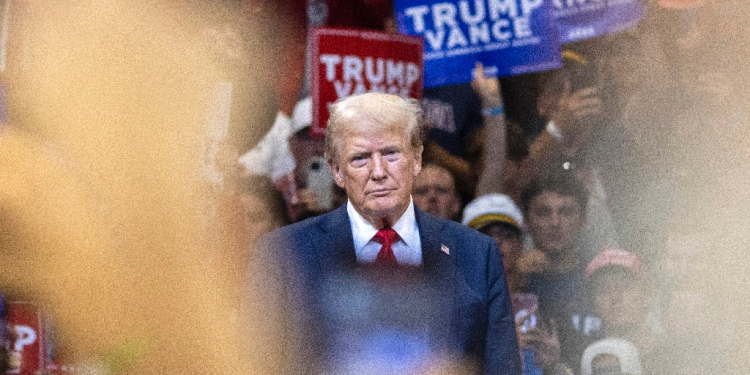 Donald Trump looks on during an election campaign rally in Bozeman, Montana on August 9, 2024 / ©AFP