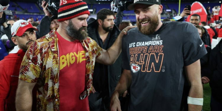 Travis Kelce celebrates the Kansas City Chiefs' win alongside his brother Jason Kelce in the AFC Championship Game in January 2024 in Baltimore, Maryland. ©AFP