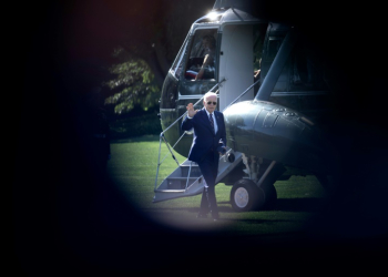 US President Joe Biden walks from Marine One to the West Wing of the White House August 12, 2024. ©AFP