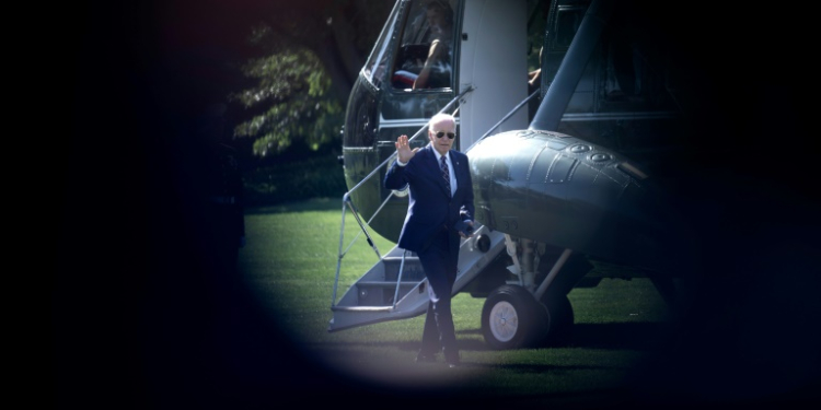 US President Joe Biden walks from Marine One to the West Wing of the White House August 12, 2024. ©AFP