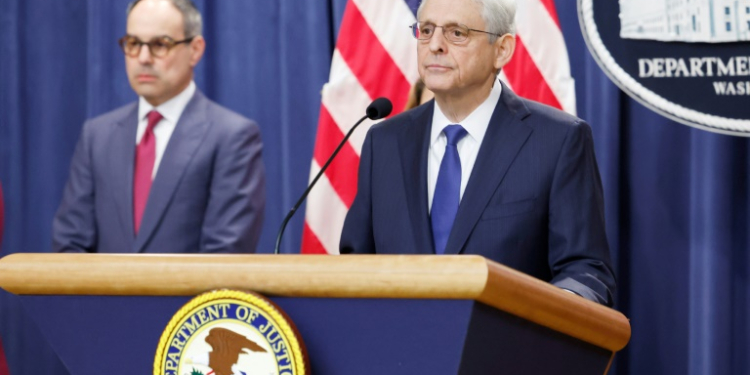 US Attorney General Merrick Garland speaks alongside Assistant Attorney General Jonathan Kanter to unveil charges against RealPage. ©AFP