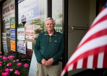 Tom Eddy, chairman of the Erie County Republican Party, is putting his faith in voting via mail in the November 2024 election . ©AFP