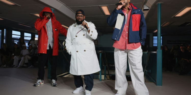 Wu-Tang Clan perform at New York Fashion week's Tommy Hilfiger show. ©AFP