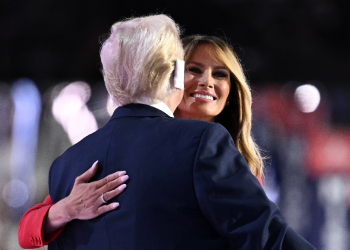 Melania Trump has been frequently absent from her husband's 2024 presidential campaign / ©AFP