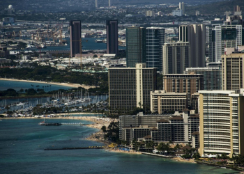 Five-thousand workers walked out in the Hawaiian capital Honolulu alone, affecting 10,557 rooms there. ©AFP