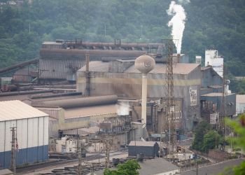 The US Steel Mon Valley Works Edgar Thomson Plant along the Monongahela River in Braddock, Pennsylvania / ©AFP