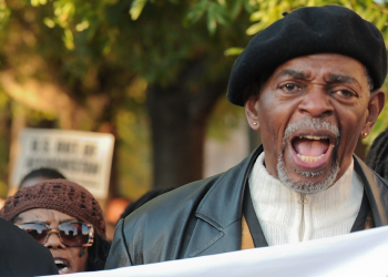 Black rights activist Omali Yeshitela, seen at a White House protest in November 2009, was convicted of conspiring to act as an unregistered Russian agent / ©AFP