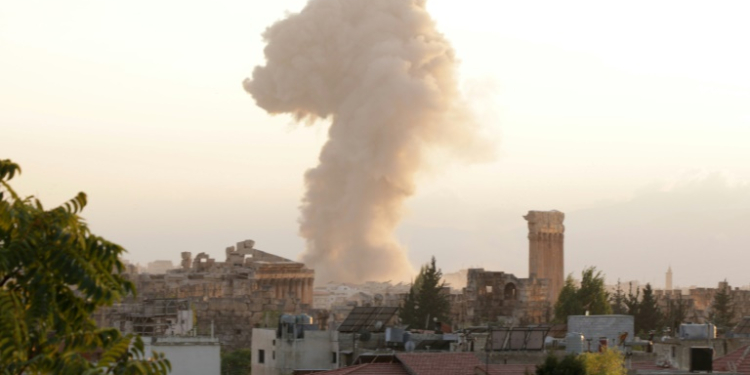 Smoke billows from the site of an Israeli airstrike on the Lebanese city of Baalbeck in the Bekaa valley. ©AFP