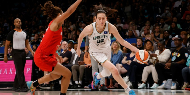 Breanna Stewart (R) of the New York Liberty has helped the team into the WNBA playoffs amid a surge in interest in women's basketball. ©AFP