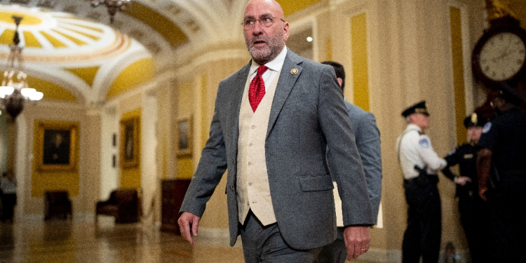 Clay Higgins threatened the Haitian community in a racist social media post / ©AFP