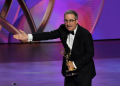 John Oliver's Emmys acceptance speech veered off the rails when he got the name of his son wrong, and then spent a long time thanking his dead dog. ©AFP