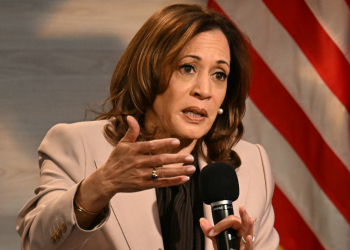 US Vice President and Democratic presidential candidate Kamala Harris speaks during a discussion hosted by the National Association of Black Journalists (NABJ), in Philadelphia, Pennsylvania, on September 17, 2024. / ©AFP