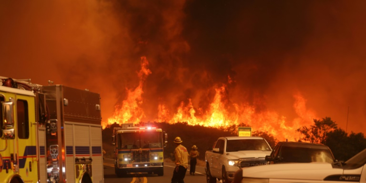 Three huge blazes are burning in hills around Los Angeles. ©AFP