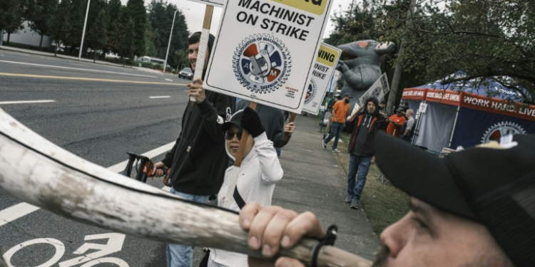 Boeing workers in the Seattle-area walked off the job on September 13 after overwhelmingly voting down a contract offer. ©AFP