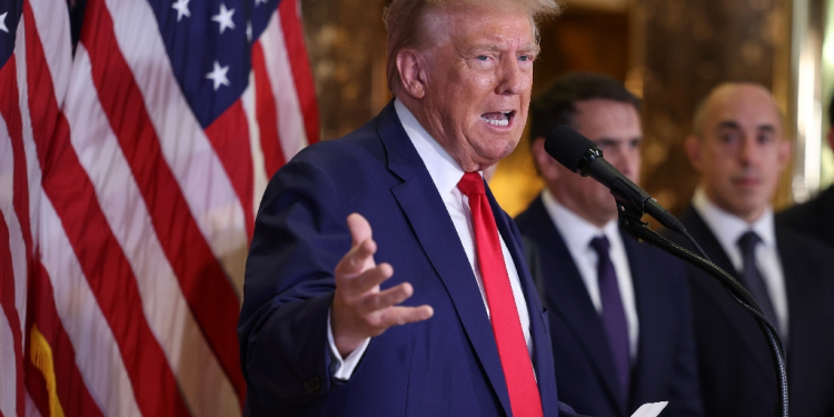 US former president and Republican presidential candidate Donald Trump speaks at Trump Tower in New York City / ©AFP