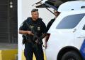 Security outside the federal courthouse for the first court appearance by a man suspected of plotting to assassinate former president Donald Trump / ©AFP