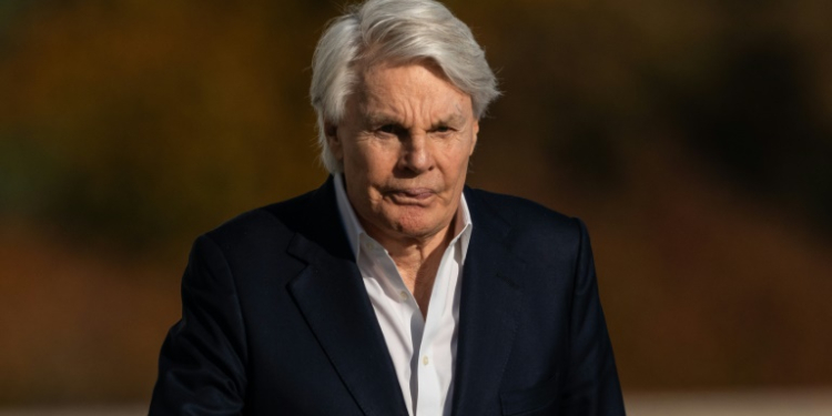 Former Abercrombie and Fitch CEO Mike Jeffries walks out of federal court after his arraignment in Central Islip, New York on October 25, 2024. ©AFP