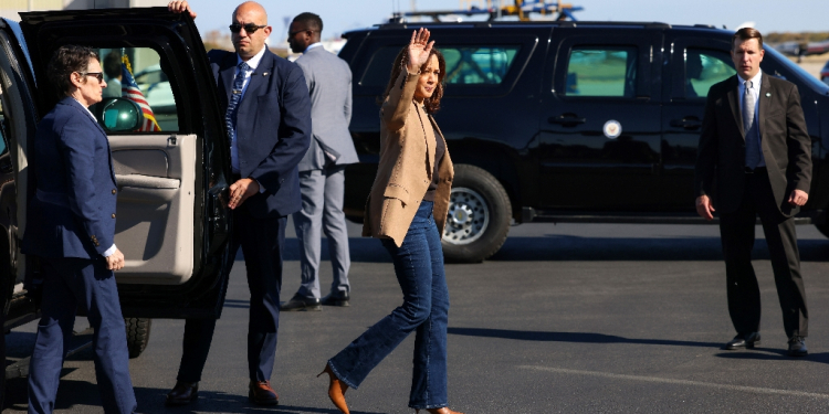 Kamala Harris -- less than two weeks before the election / ©AFP