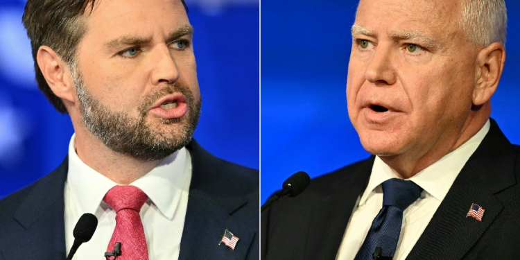 US Senator and Republican vice presidential candidate J.D. Vance (L) and Minnesota Governor and Democratic vice presidential candidate Tim Walz speak during the Vice Presidential debate hosted by CBS News in New York City on October 1, 2024  / ©AFP