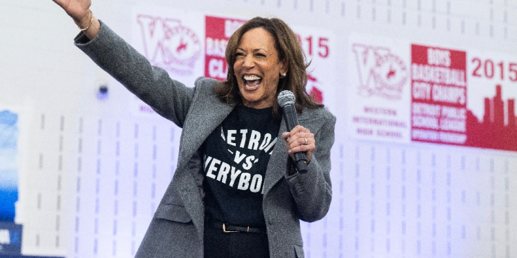 US Vice President and Democratic presidential candidate Kamala Harris speaks at a campaign rally at Western International High School in Detroit, Michigan on October 19, 2024 / ©AFP