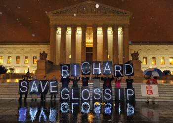 A 2015 rally by anti-death penalty activists outside the US Supreme Court seeking to prevent the execution of Oklahoma inmate Richard Glossip / ©AFP