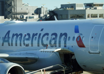 American Airlines reported a third-quarter loss, but said efforts to restore bookings programs with travel agencies are on track. ©AFP