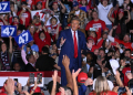 Donald Trump at a campaign rally in Novi, Michigan / ©AFP