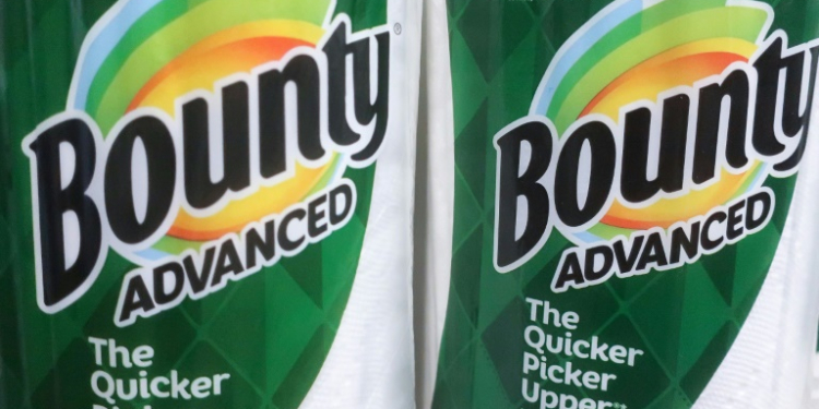 While the US market continues to be a winner for Bounty paper towel producer Procter & Gamble, the company cautioned that a recovery in China will take time. ©AFP