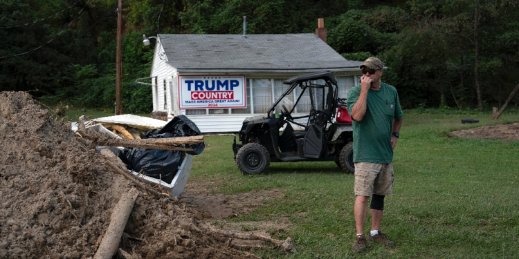 Days after Hurricane Helene caused catastrophic flooding across the southeastern United States, killing more than 230 people, the emergency response has been clouded by misinformation and conspiracy theories / ©AFP