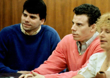 The Menendez brothers tearfully testified they killed their parents for fear of their own lives after years of sexual abuse by their father. ©AFP