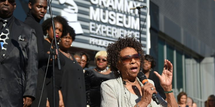 Singer Cissy Houston performs on October 19, 2017, in Newark, New Jersey. ©AFP