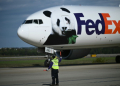 The pandas arrived at Washington's Dulles airport on a cargo jet operated by the FedEx courier company. ©AFP