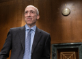 Gary Gensler will step down as chair of the US Securities and Exchange Commission / ©AFP