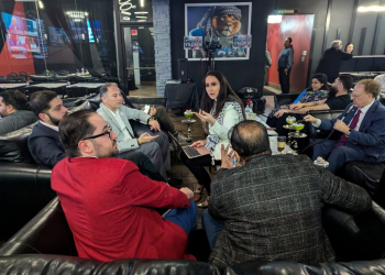 Supporters of former US president Donald Trump attended a late-night hookah bar election watch party in Dearborn, Michigan / ©AFP