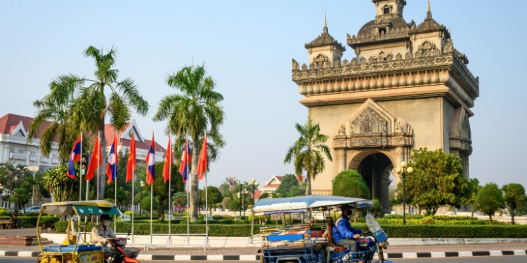 On their travel advice websites for Laos, UK and Australia authorities warn their citizens to beware of methanol poisoning while consuming alcohol. ©AFP