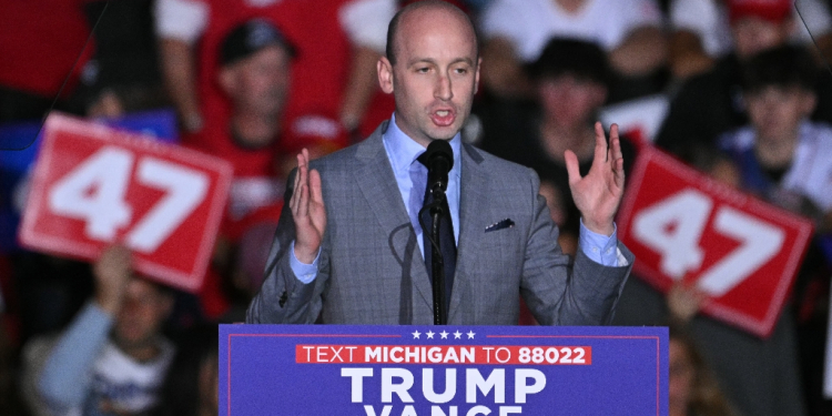 Stephen Miller is one of three immigration hard-liners Trump has named to oversee the implementation of his second term agenda / ©AFP