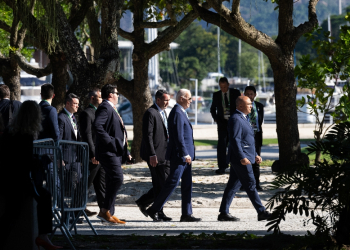 Joe Biden missed the official G20 photo of world leaders due to 'logisitical issues,' according to US officials / ©AFP