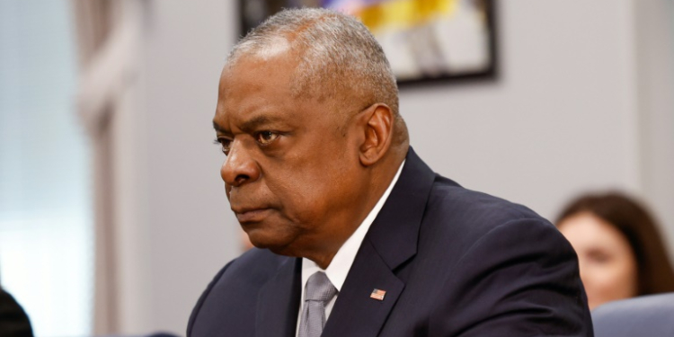 US Defense Secretary Lloyd Austin met Japanese Prime Minister Shigeru Ishiba, having earlier warned American troops near Tokyo of the threat represented by China. ©AFP