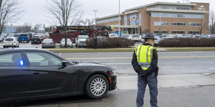 A health care clinic where students were reunited with their parents after a school shooting in Madison, Wisconsin. ©AFP