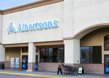 Albertsons announced it was terminating its proposed $25 billion deal with Kroger and suing its former partner for breach of contract . ©AFP