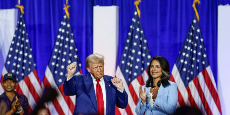 Donald Trump campaigns with Tulsi Gabbard, since selected as director of national intelligence, in La Crosse, Wisconsin on August 29, 2024. ©AFP