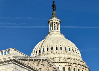 US lawmakers appear to have reached a deal on averting a government shutdown, but the text must be adopted in both houses of Congress  / ©AFP