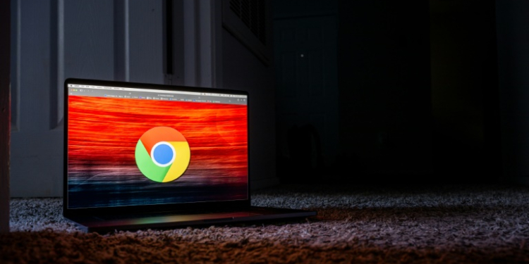 Google has countered a US call to sell its Chrome browser, suggesting a judge address antitrust concerns by barring the firm from making favorable treatment of its software a condition of licensing. ©AFP