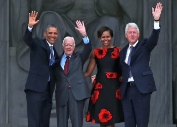 Former presidents including Barack Obama and Bill Clinton, pictured here with Jimmy Carter in 2013, paid their condolences on the death of the one-time peanut farmer and Nobel laureate / ©AFP