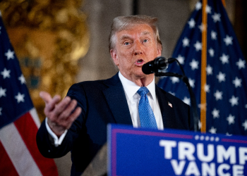 US President-elect Donald Trump addressed reporters at his Florida residence / ©AFP