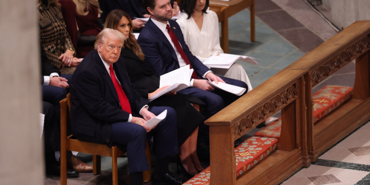 US President Donald Trump (L) attends the National Prayer Service at the Washington National Cathedral on January 21, 2025 / ©AFP