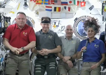 Les astronautes Butch Wilmore (tout à gauche) et Suni Williams (à droite), accompagnés des astronautes Nick Hague et Don Pettit, dans la Station spatiale internationale (ISS), le 8 janvier 2025. ©AFP