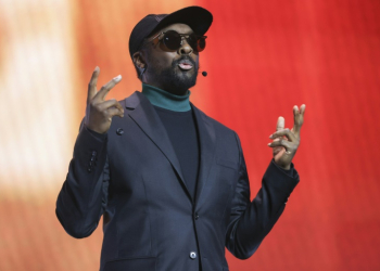 At CES, musician and CEO of FYI. AI will.i.am launches a line of 'xboom' wireless speakers enhanced with artificial intelligence . ©AFP