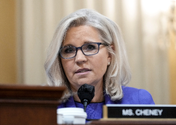 US President Joe Biden will award Liz Cheney, a former Republican congresswoman and fierce critic of Donald Trump, with a citizens service medal / ©AFP