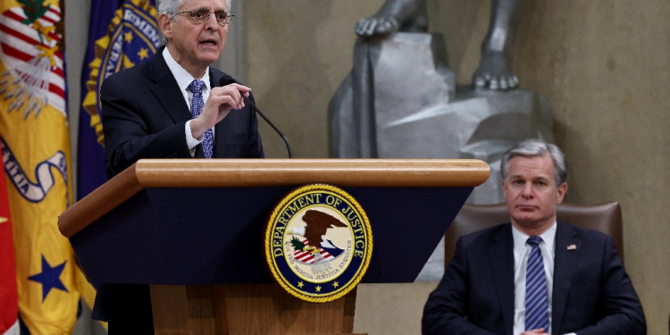 US Attorney General Merrick Garland delivers his farewell address to Justice Department employees / ©AFP